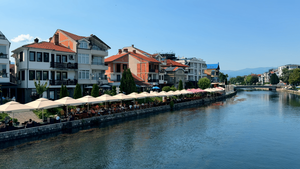 struga main reduced.00_01_30_28.Still021