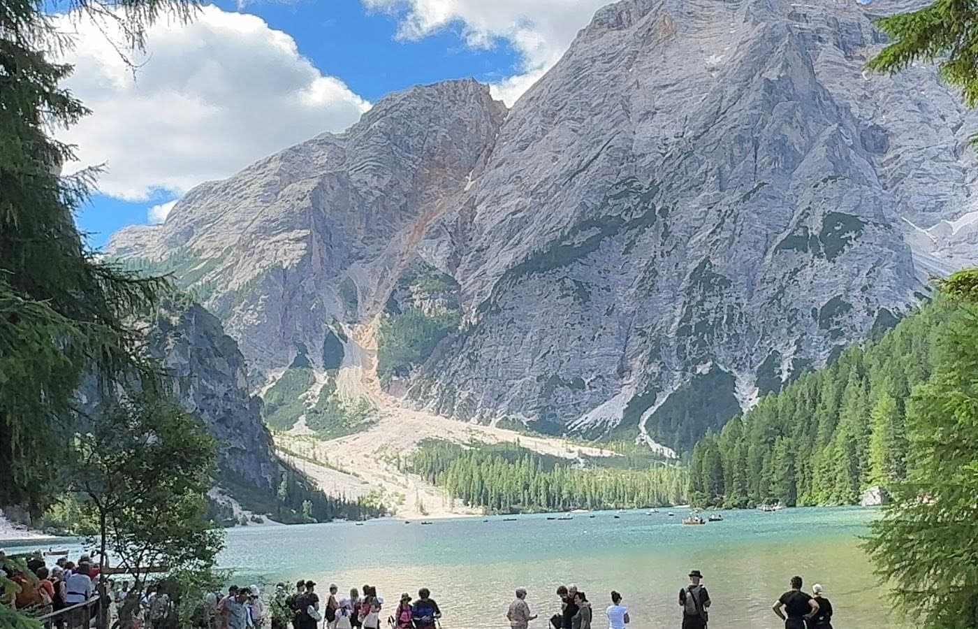 Lago di Braies (Pragser Wildsee) — easy lake circuit near Dobbiaco