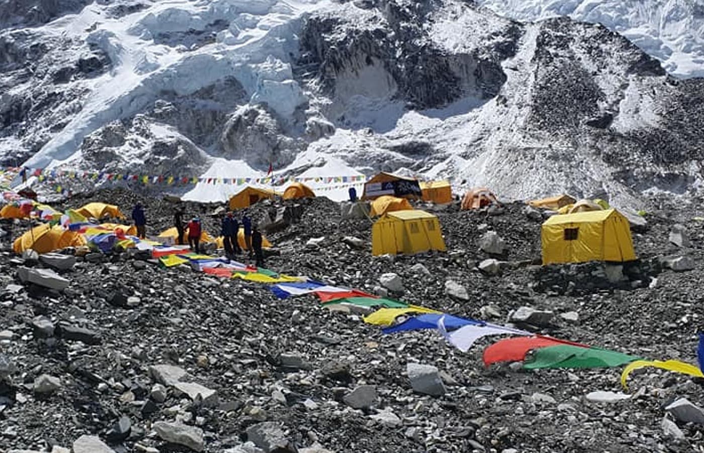 Khumbu teahouse trekking in Nepal
